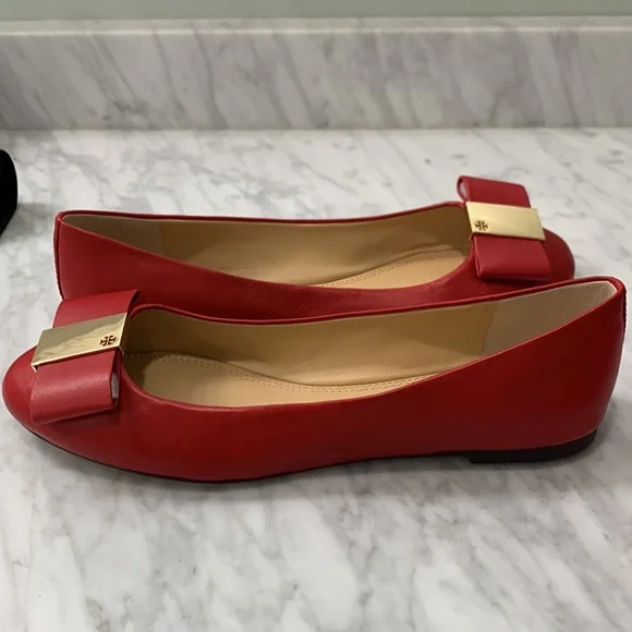 Tory Burch Red Flats with Gold Accents New never worn - Picture 7 of 11